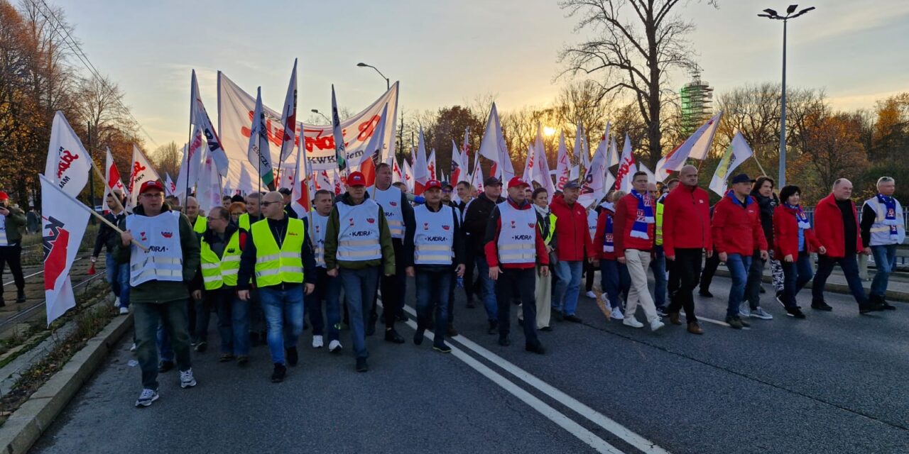 RAZEM w obronie pracowników przemysłu
